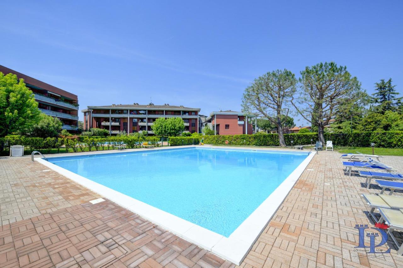 Desenzanoloft Official Partner Marriott Homes & Villas - Dolce Vita With Garden And Pools Desenzano del Garda Exterior foto