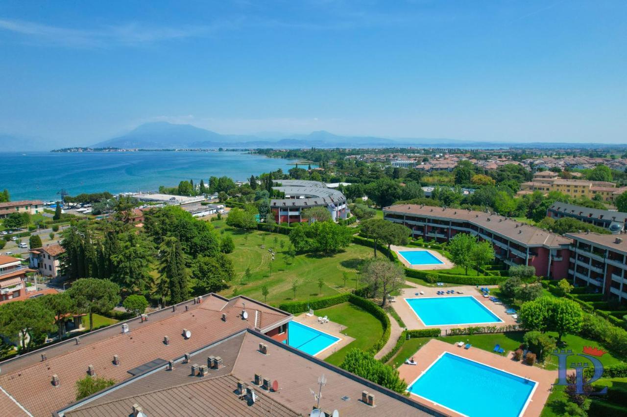 Desenzanoloft Official Partner Marriott Homes & Villas - Dolce Vita With Garden And Pools Desenzano del Garda Exterior foto